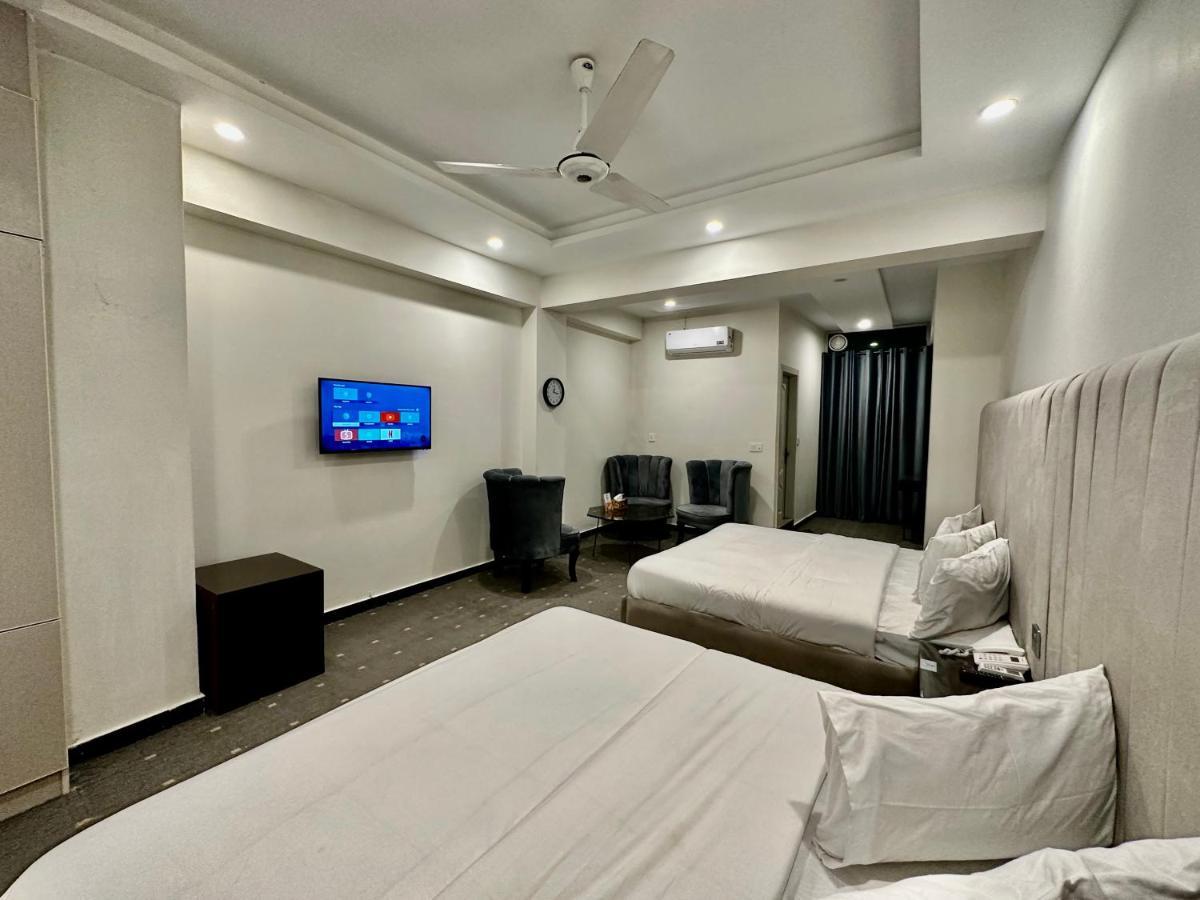 Mudan Hotel And Suite Ισλαμαμπάντ Εξωτερικό φωτογραφία