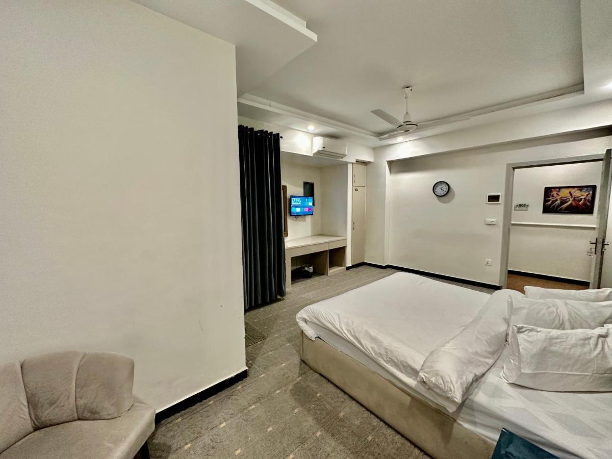 Mudan Hotel And Suite Ισλαμαμπάντ Εξωτερικό φωτογραφία