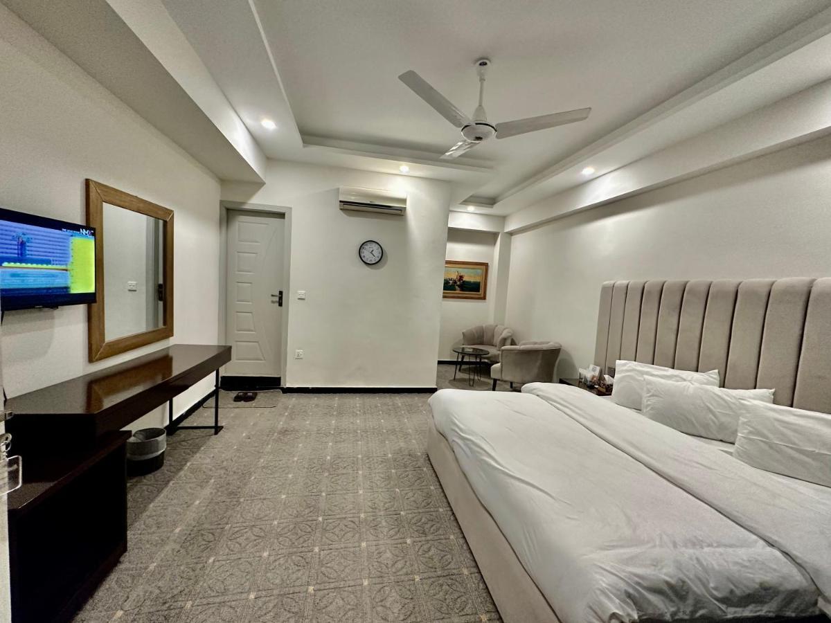 Mudan Hotel And Suite Ισλαμαμπάντ Εξωτερικό φωτογραφία